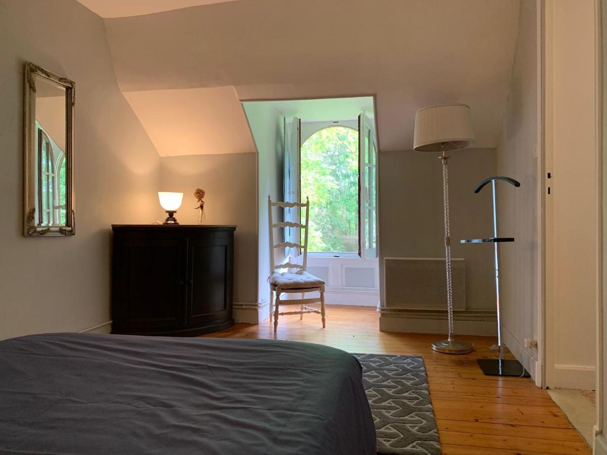Bed and Breakfast Parc De Lesseps Meunet-Planches Exterior foto