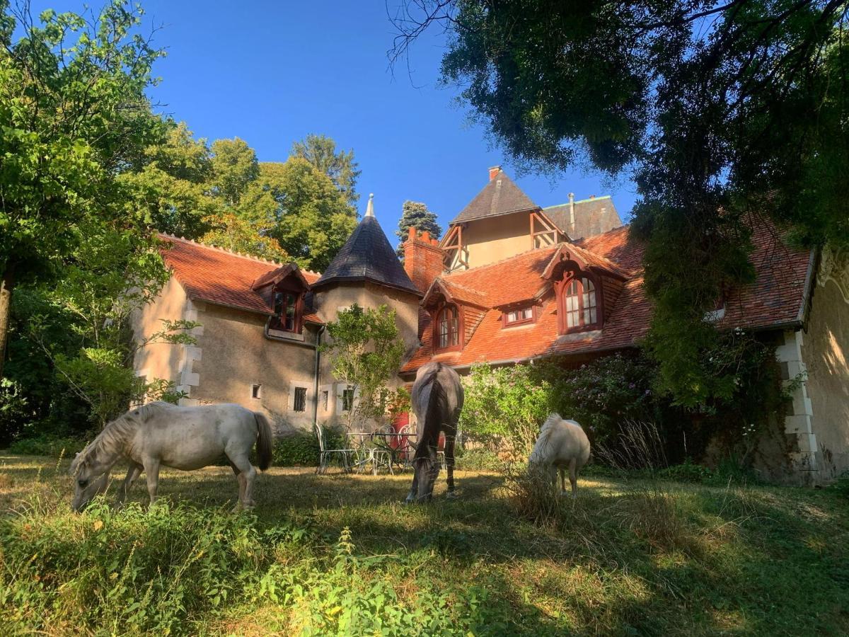Bed and Breakfast Parc De Lesseps Meunet-Planches Exterior foto