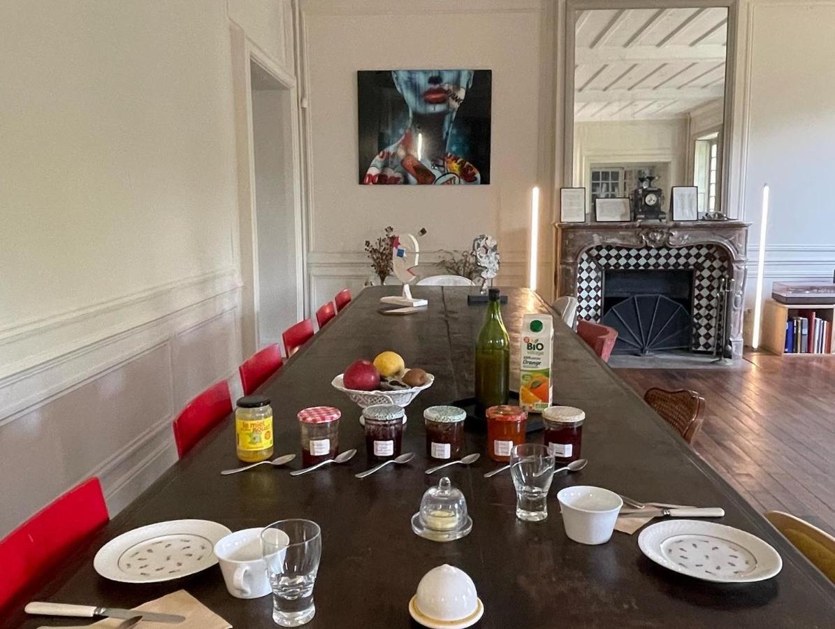 Bed and Breakfast Parc De Lesseps Meunet-Planches Exterior foto