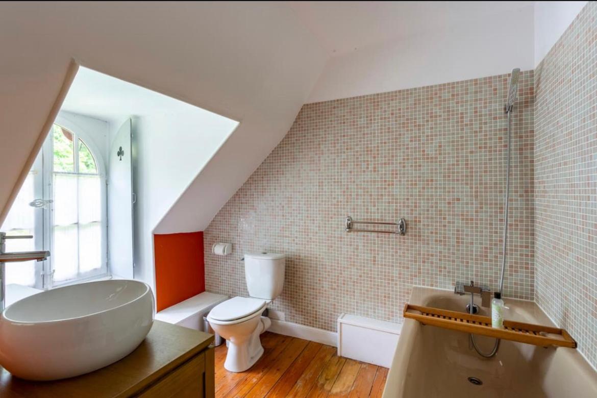 Bed and Breakfast Parc De Lesseps Meunet-Planches Exterior foto